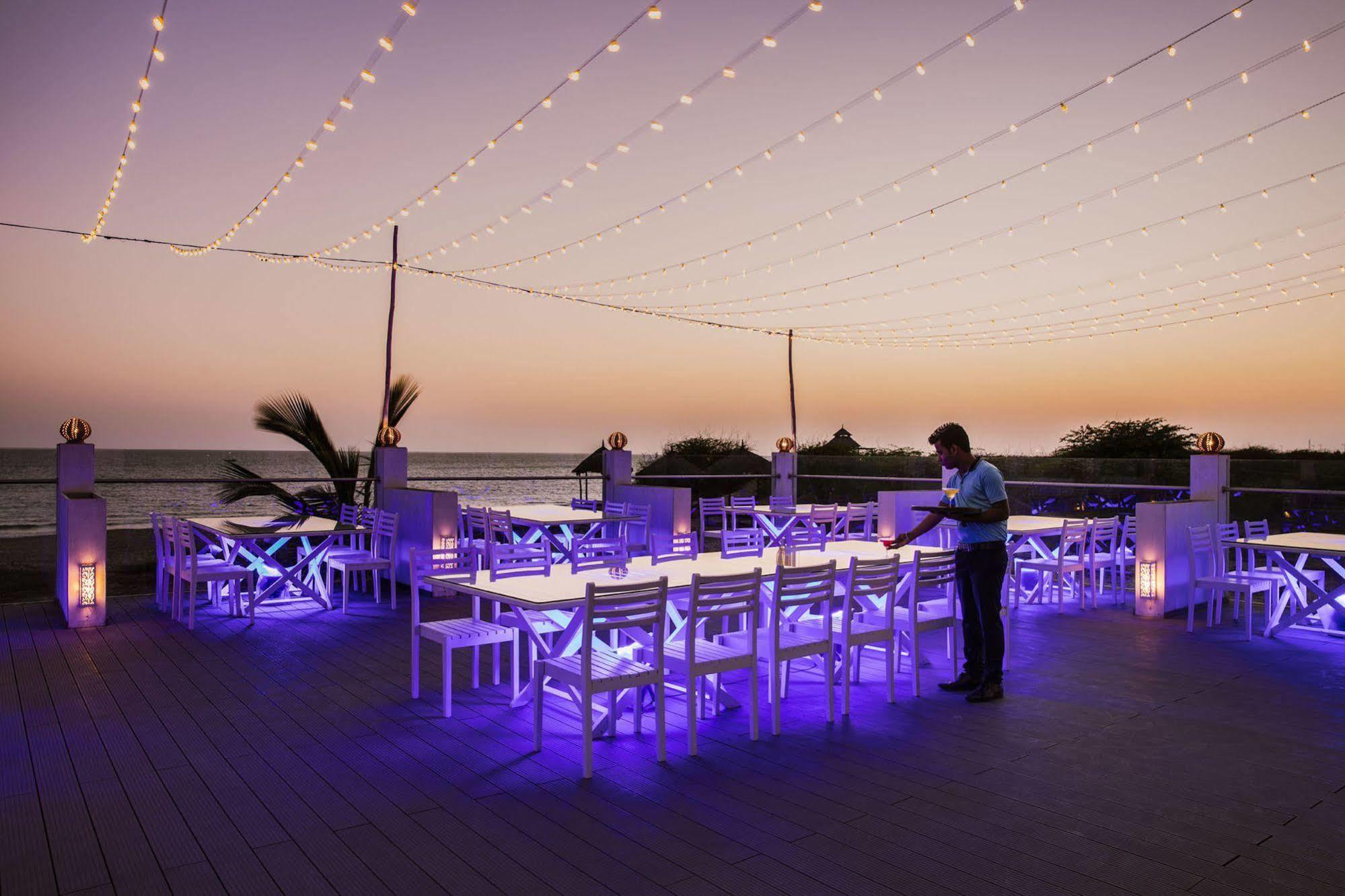 Serena Beach Resort Māndvi Dış mekan fotoğraf